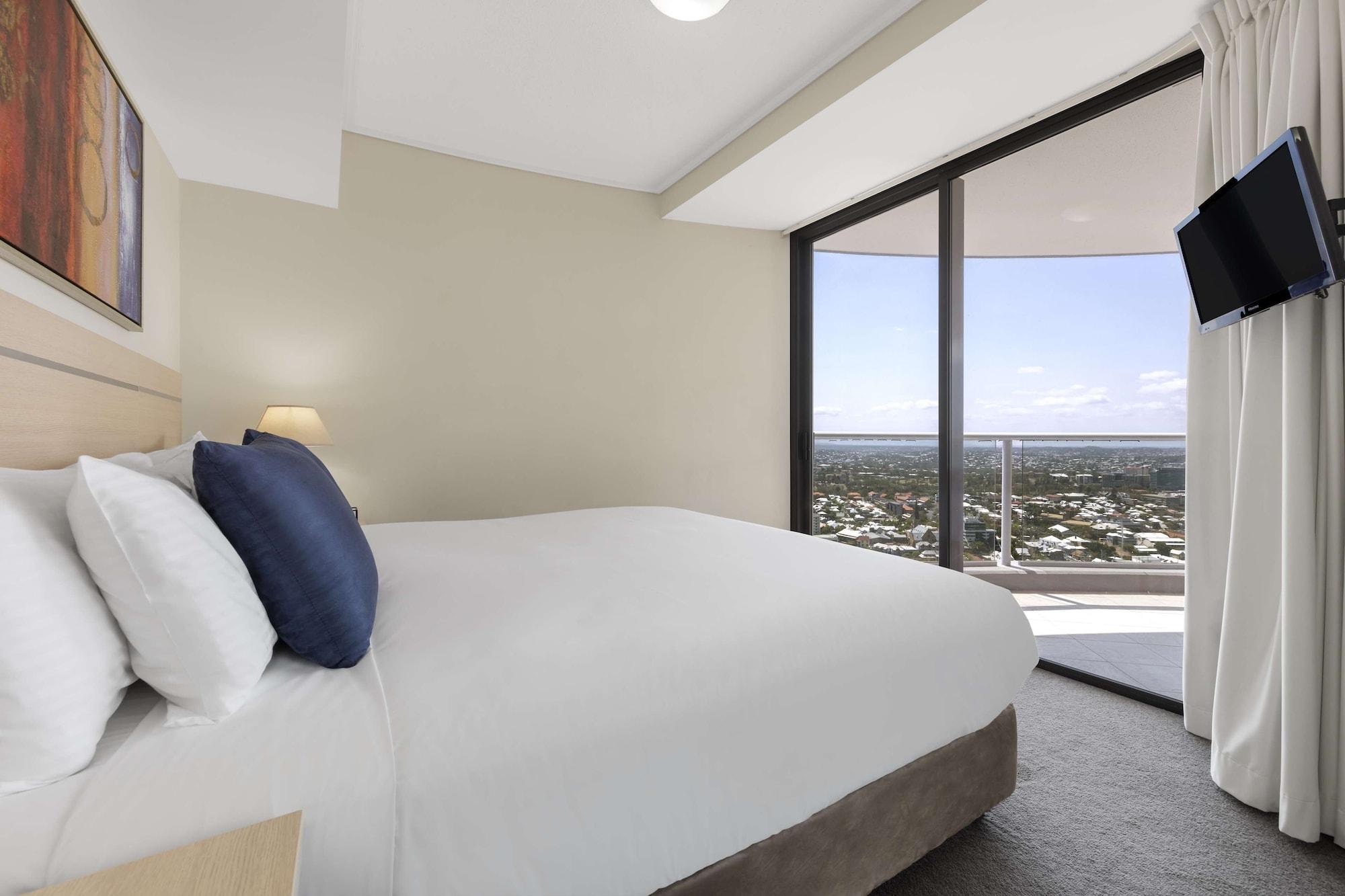 Oaks Brisbane Aurora Suites Esterno foto