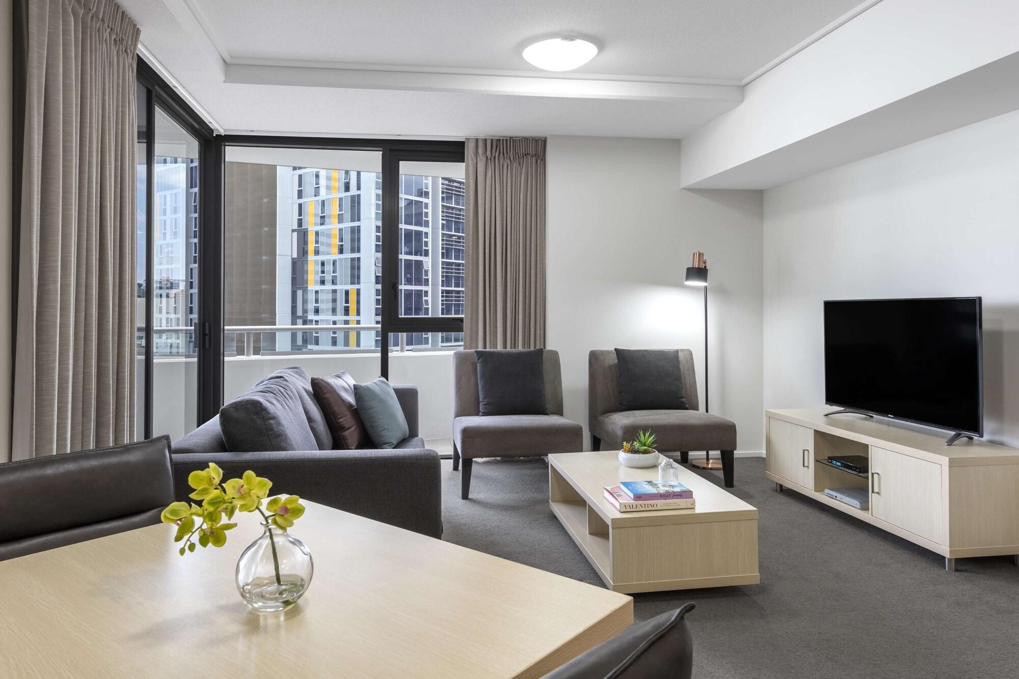 Oaks Brisbane Aurora Suites Esterno foto
