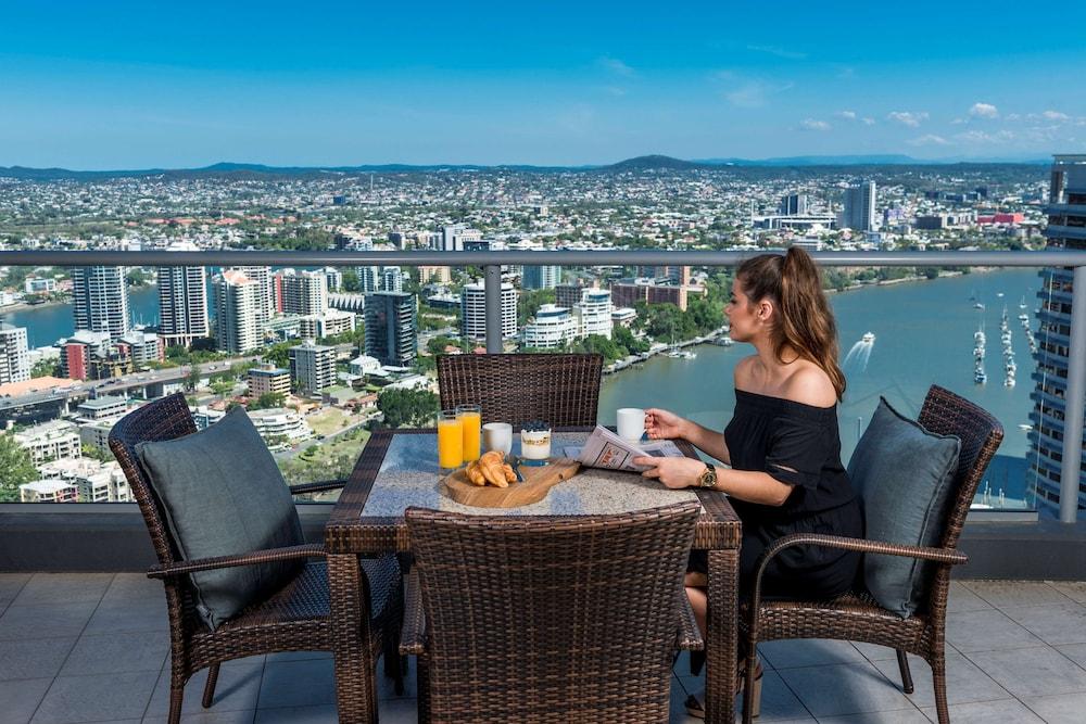 Oaks Brisbane Aurora Suites Esterno foto