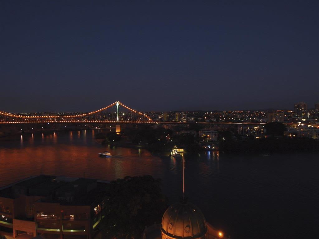 Oaks Brisbane Aurora Suites Esterno foto