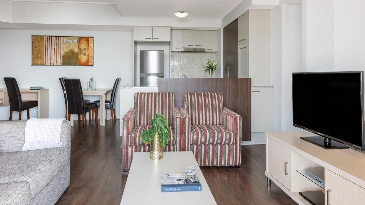 Oaks Brisbane Aurora Suites Esterno foto